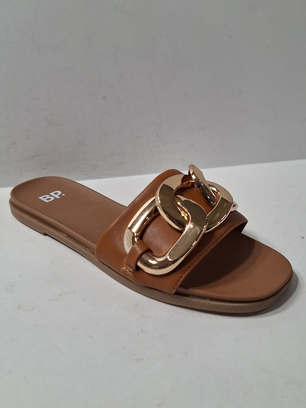 bp NEW Tan/Camel Neutral Quiet Luxury Slide Sandal W/Gold Chain Accent Size 5.5
